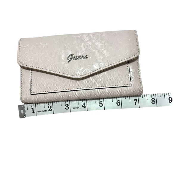Baby pink Guess wallet - Picture 6 of 6